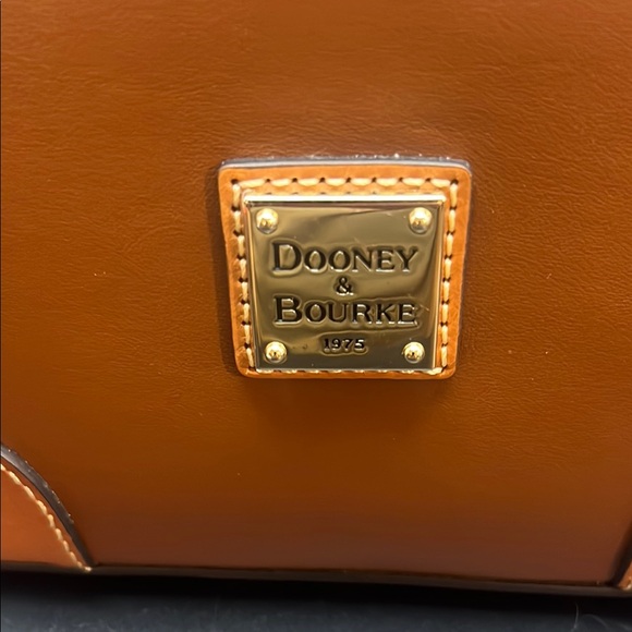 Dooney & Bourke Tan Leather Shoulder Bag - Picture 2 of 12